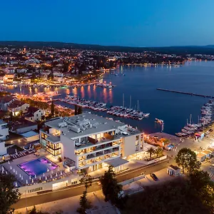 Luxury Riva 5* Malinska